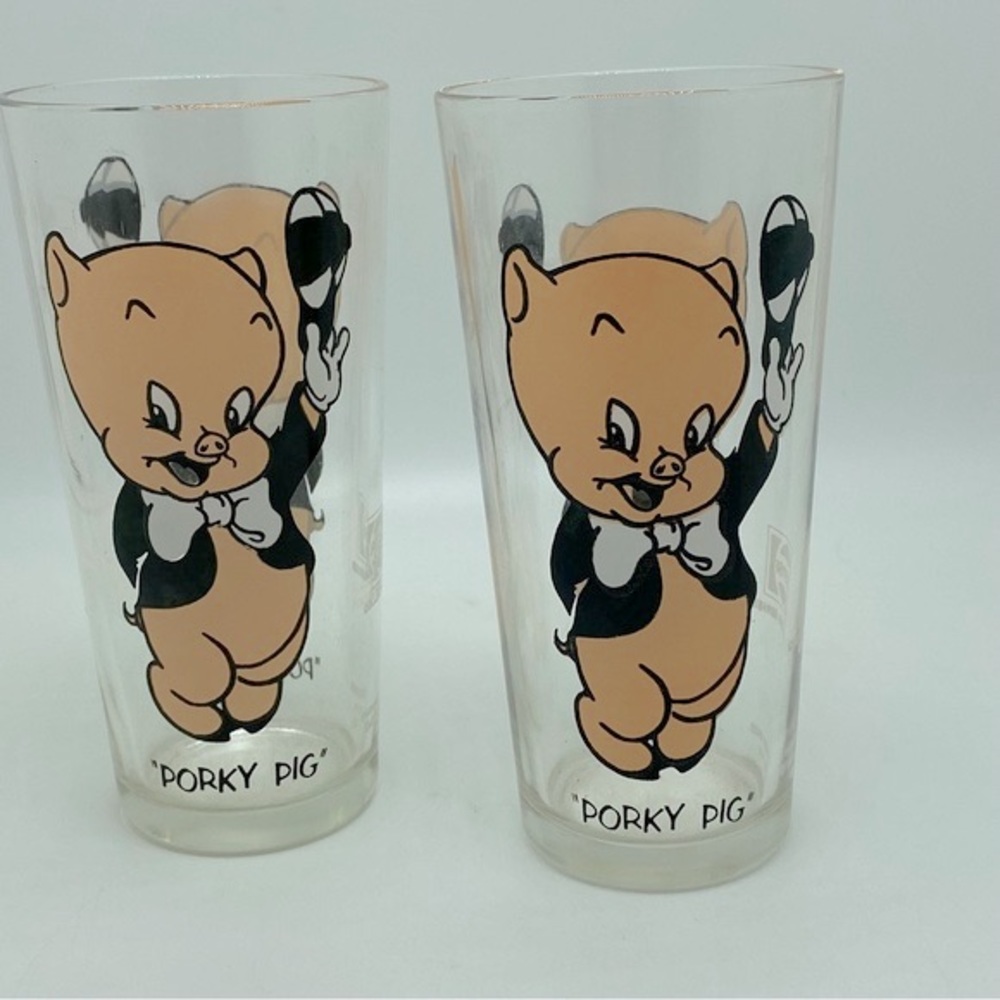 2 Vintage 1973 Warner Brothers/Pepsi Collection Series Porky Pig Glasses